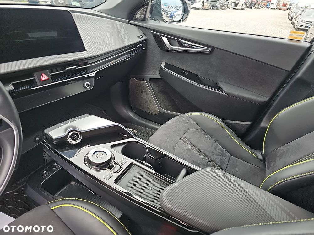 Kia EV6 77.4kWh GT AWD - 16