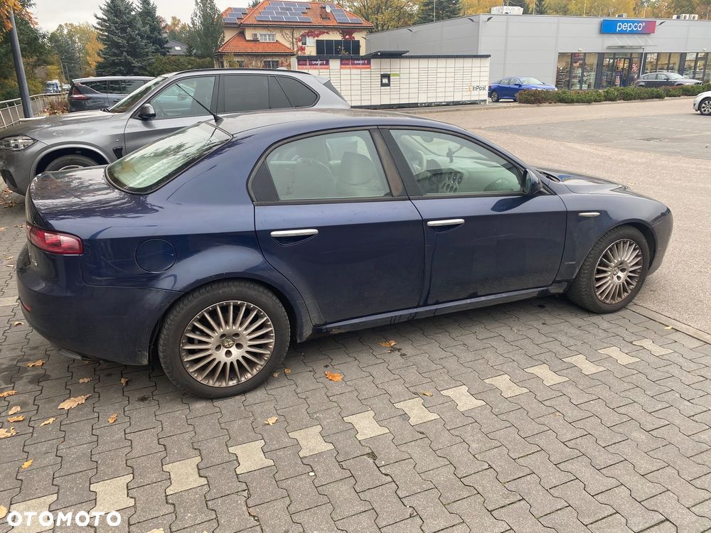 Alfa Romeo 159 2006 photo 3
