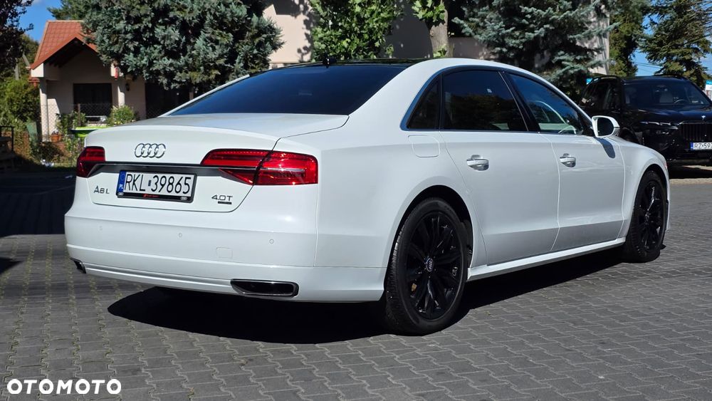 Audi A8 - 5