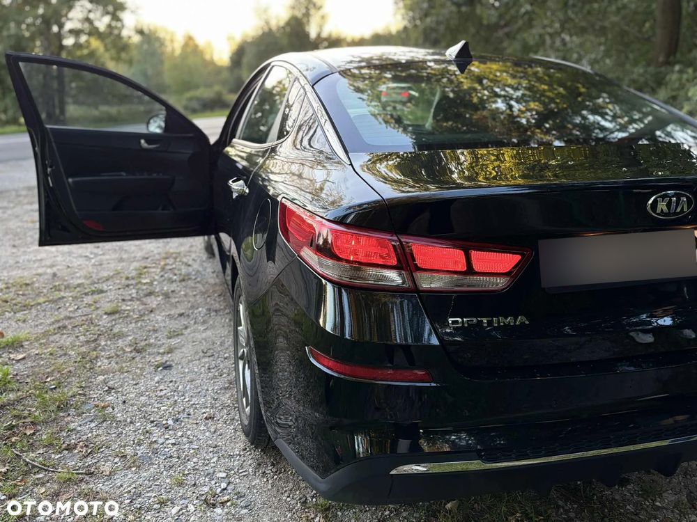 Kia Optima - 27