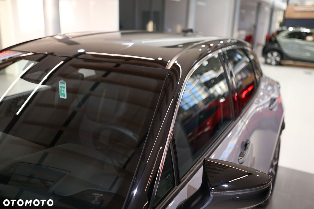 Lexus LBX 1.5 Hybrid Cool - 24