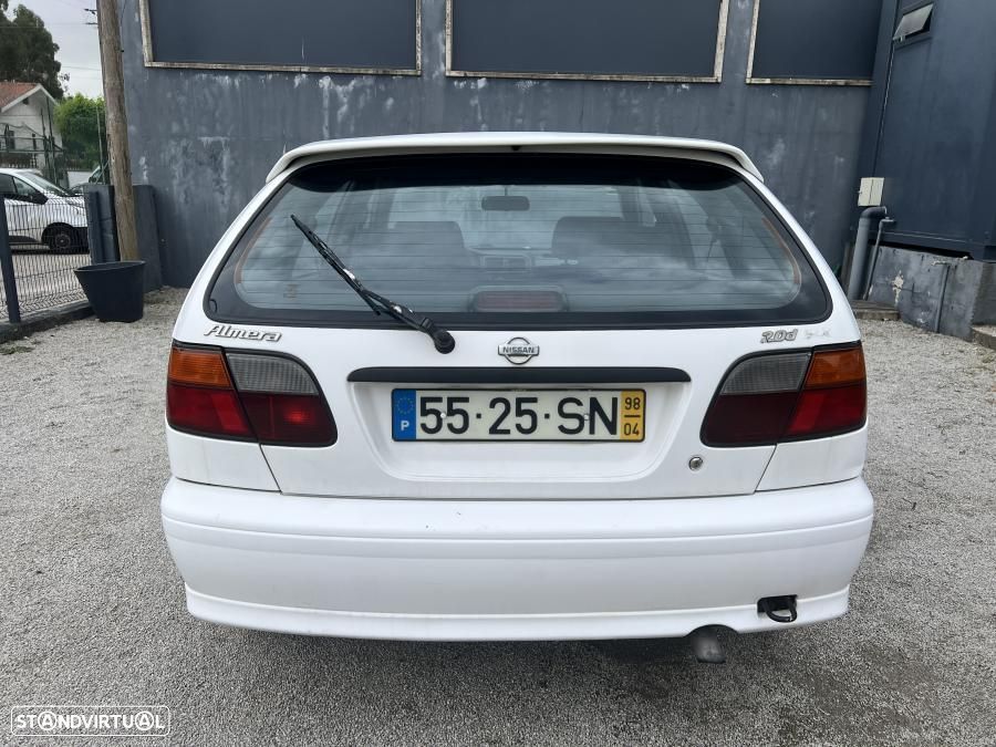 Nissan Almera - 5