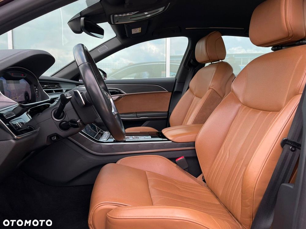 Audi A8 - 23