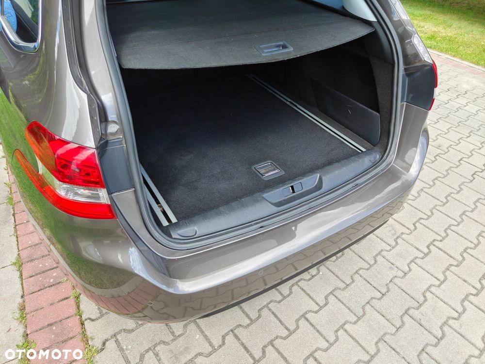 Peugeot 308 - 24
