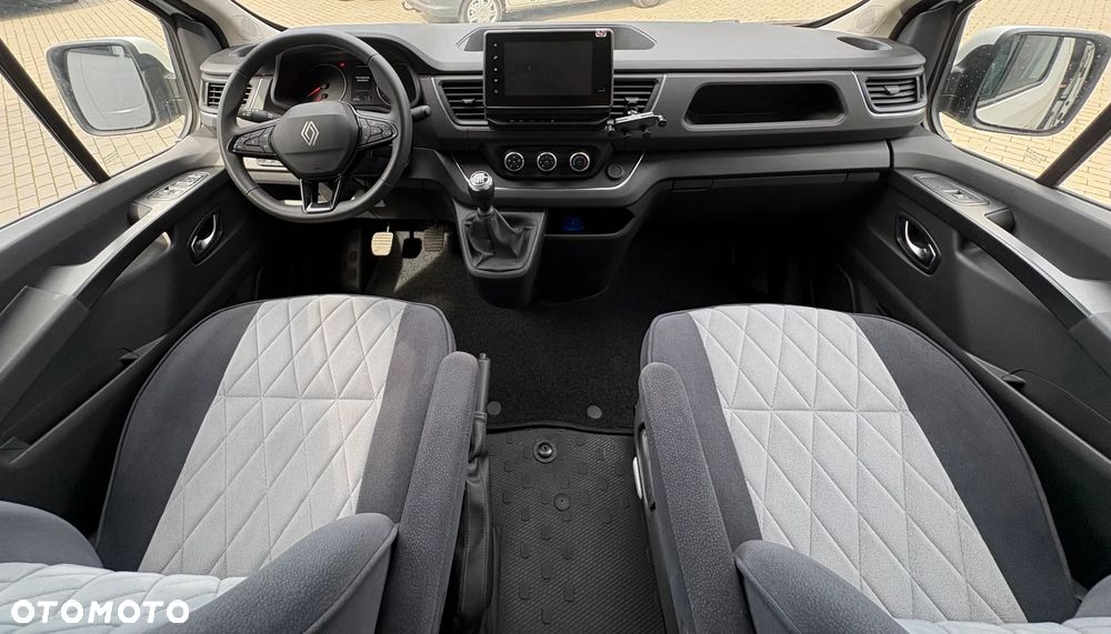 Renault Trafic - 9