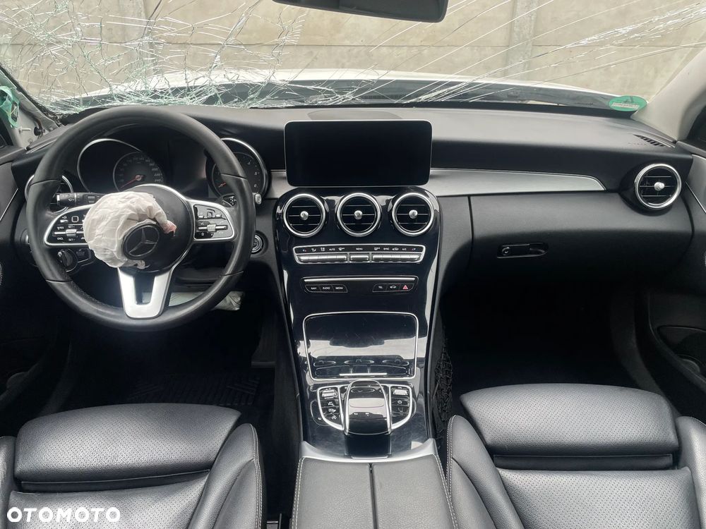 Mercedes-Benz Klasa C 300 d 4Matic 9G-TRONIC Avantgarde - 25