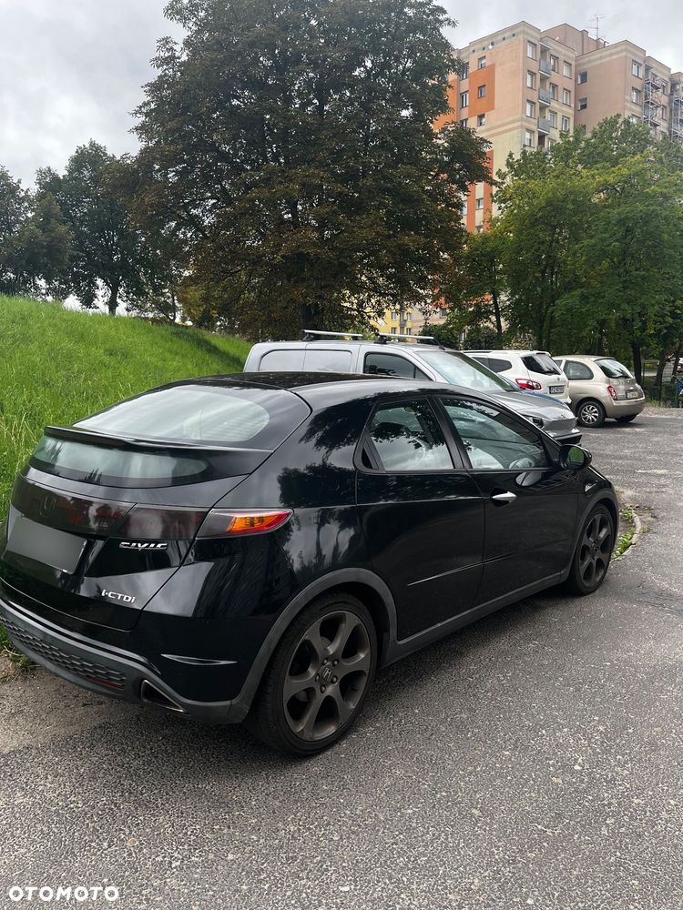 Honda Civic 2.2i-CTDi Sport - 2