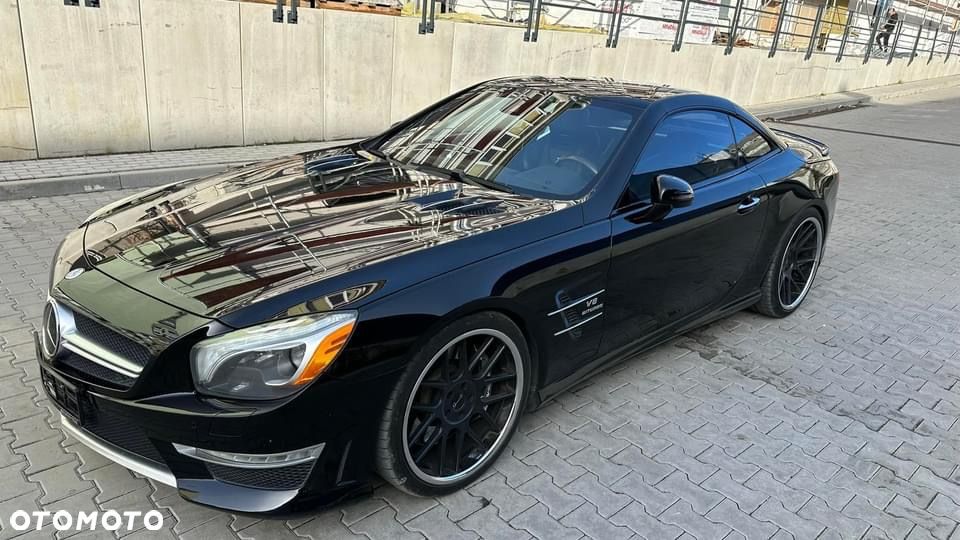 Mercedes-Benz SL 63 AMG - 16