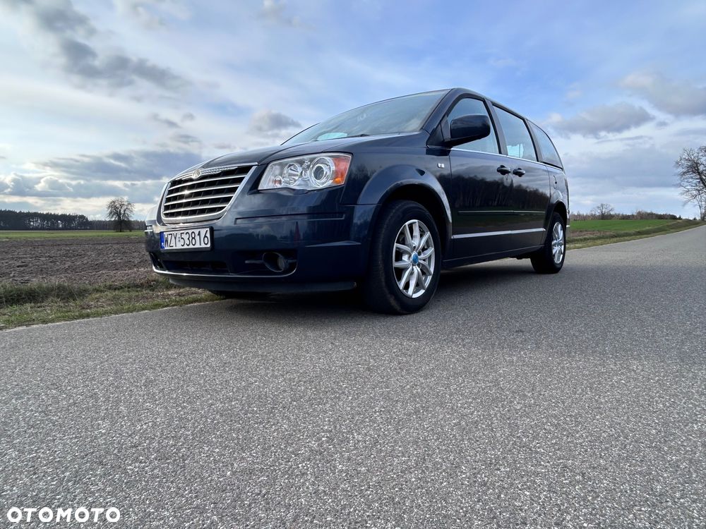 Chrysler Grand Voyager - 2