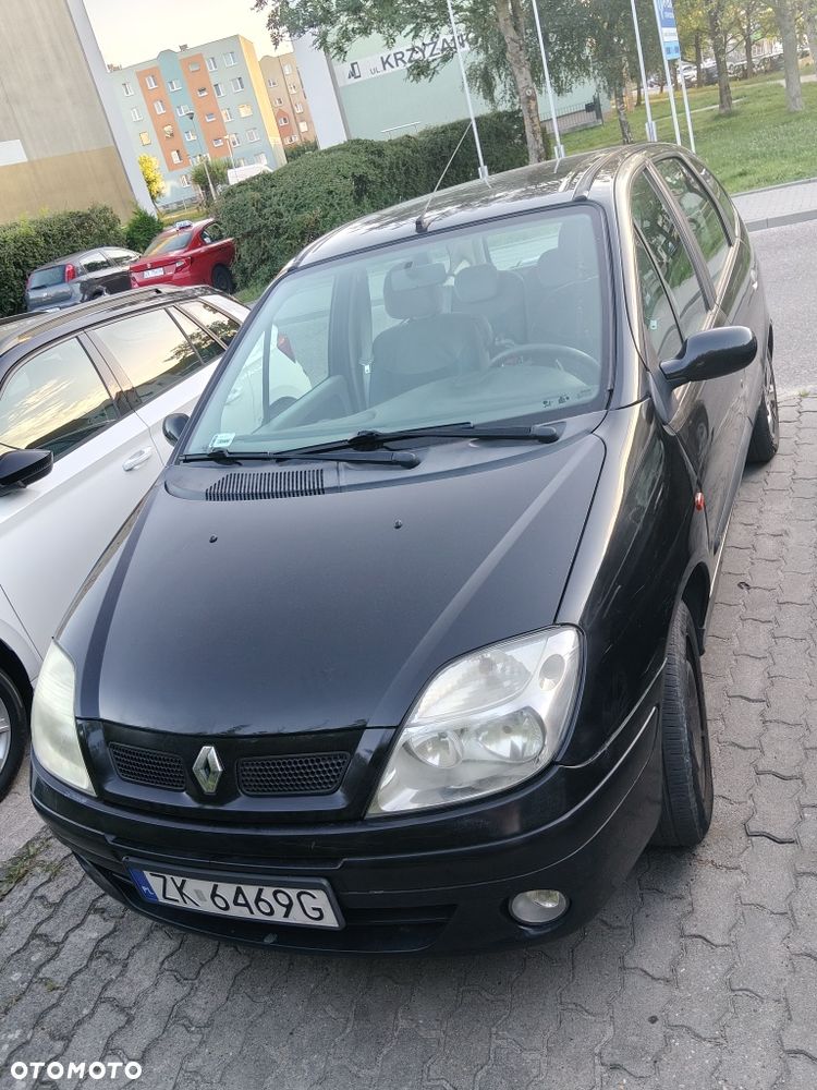 Renault Scenic - 1