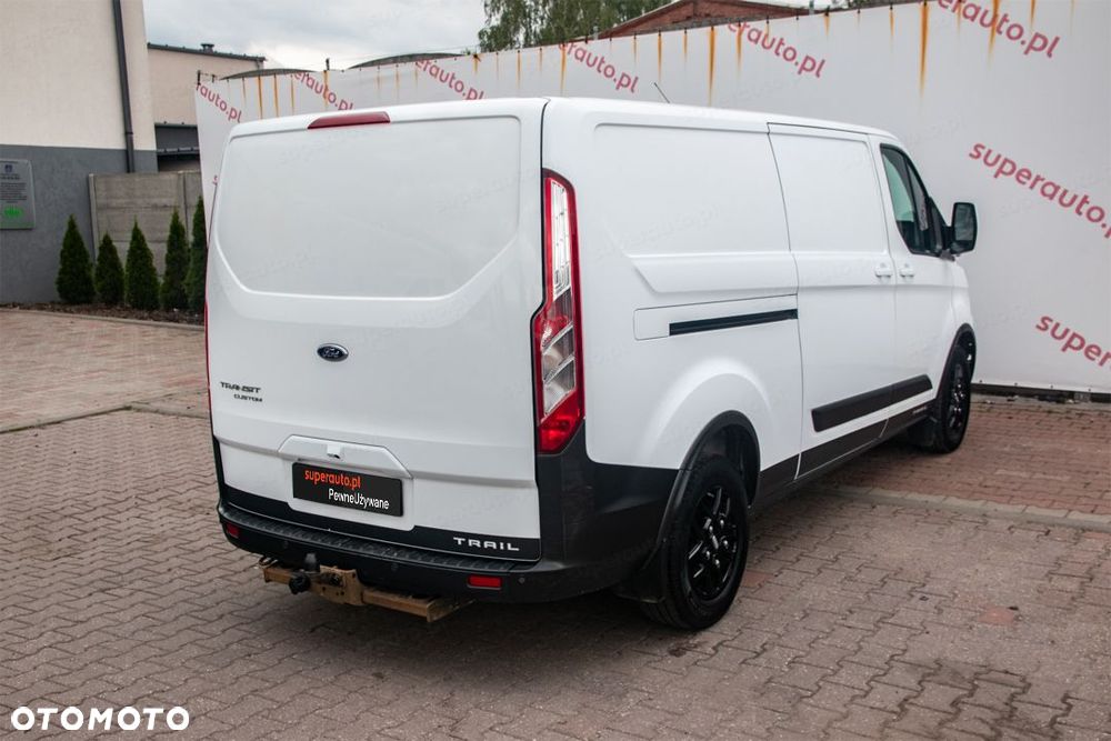 Ford Transit Custom L2H1 Trail 2.0 130KM - 19