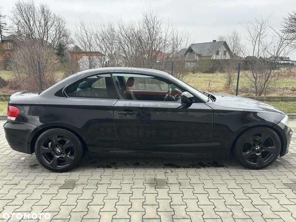 BMW Seria 1 120d - 4