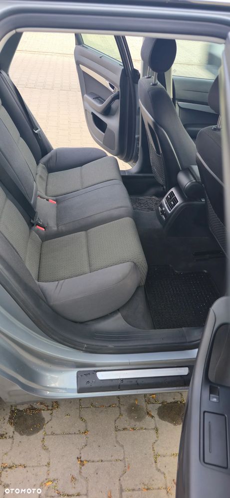 Audi A6 Avant - 7