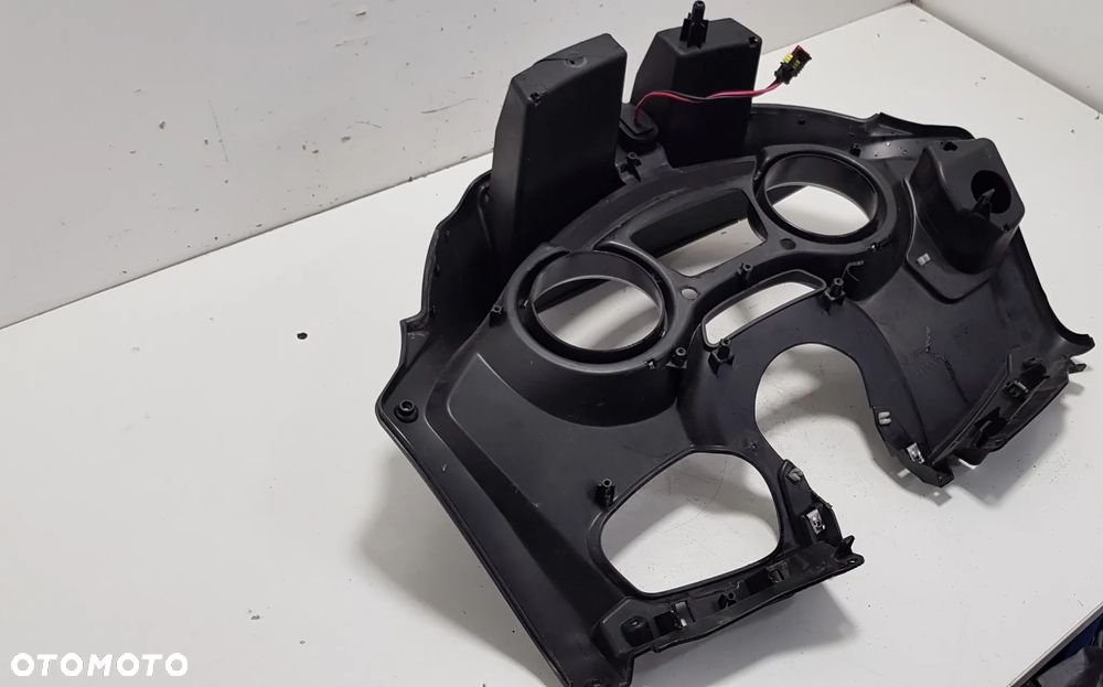 Piaggio MP3 350 HPE 18-22 Obudowa Osłona Licznika Kokpit Wypełnienie - 5