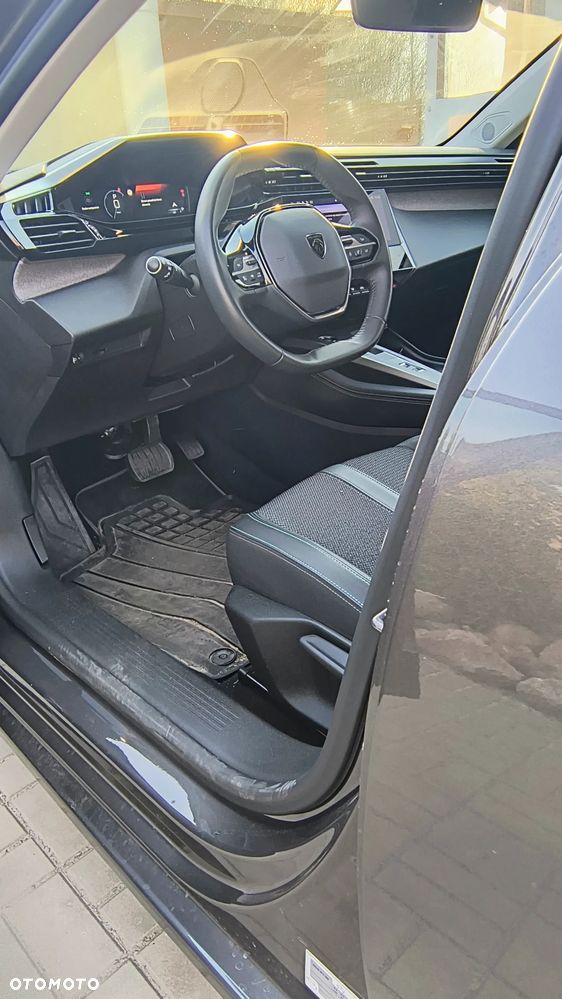 Peugeot 308 1.2 PureTech Allure S&S EAT8 - 21