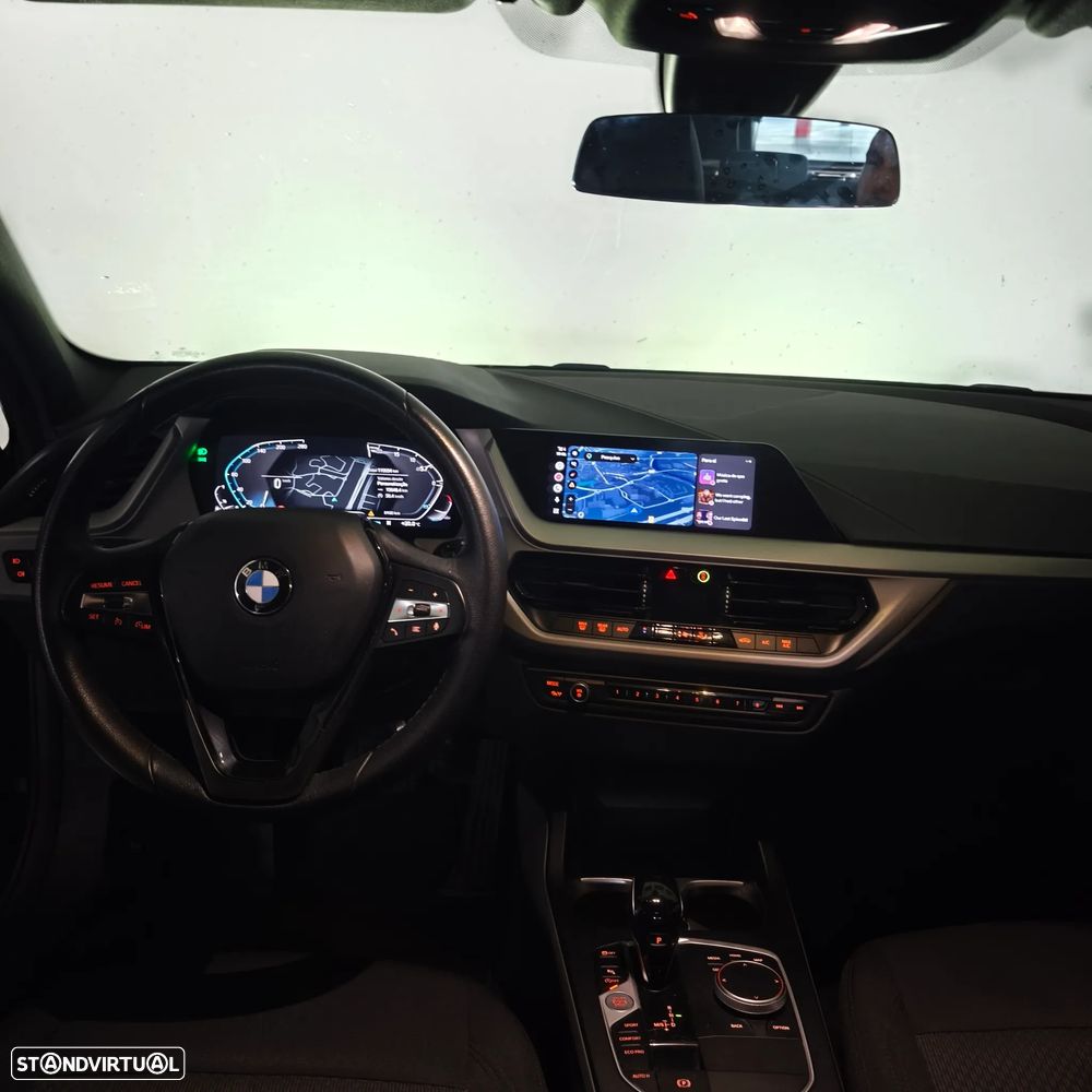BMW 116 d Auto - 11