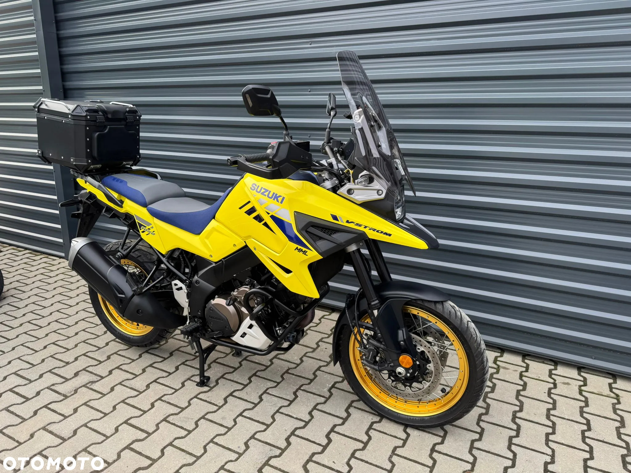 Suzuki DL - 2