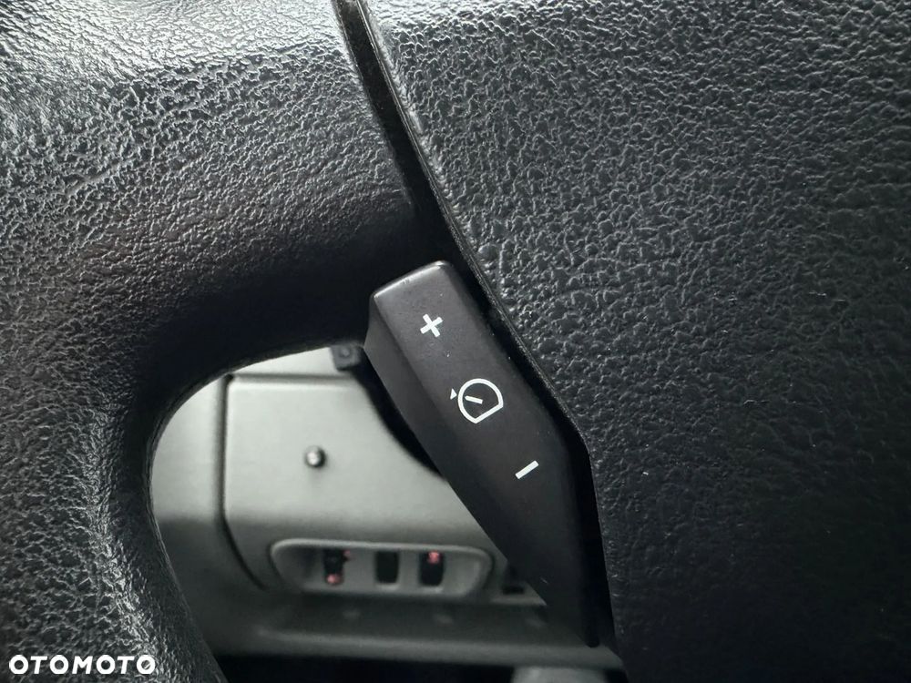 Renault TRAFIC LONG L2 - 18