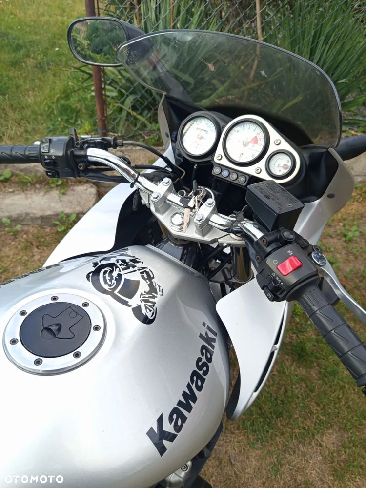 Kawasaki ZR - 3