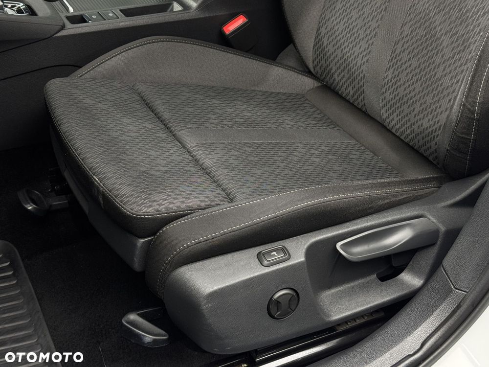Skoda Octavia 2.0 TDI Ambition DSG - 13