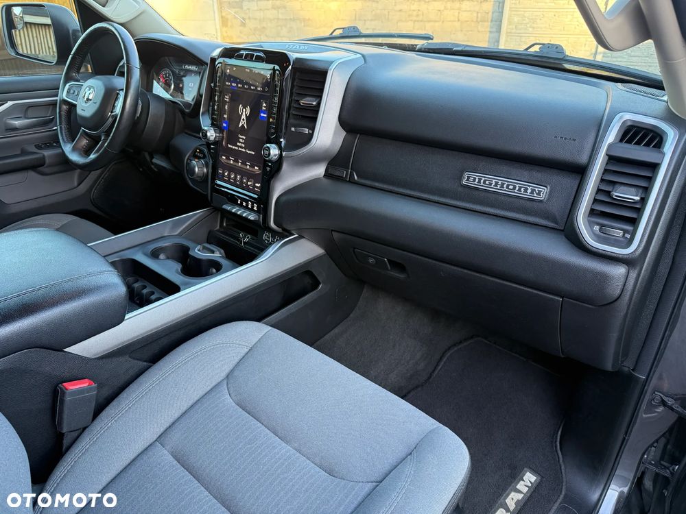 RAM 1500 Crew Cab Shortbed Bighorn - 8