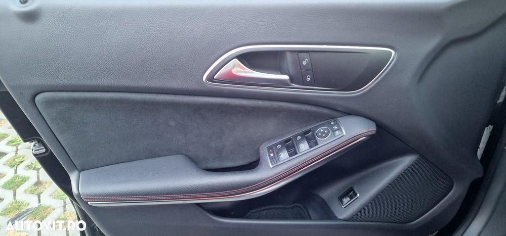 Mercedes-Benz CLA 200 d 4MATIC Aut. - 16