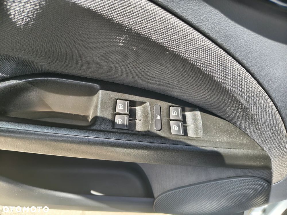 Seat Altea XL 1.6 Stylance - 13