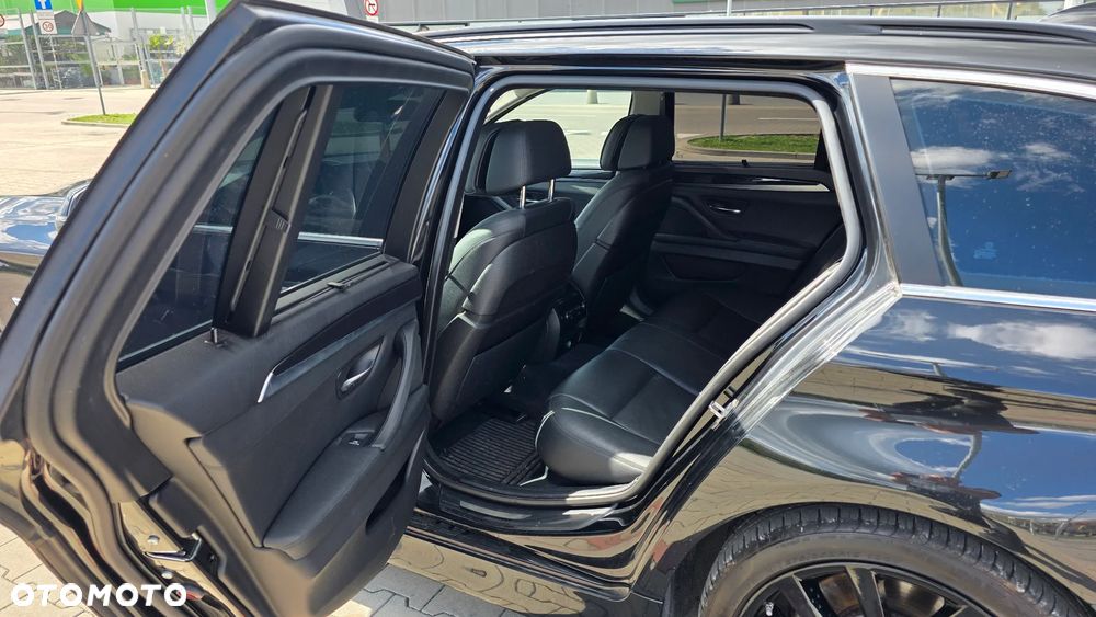 BMW Seria 5 530d xDrive Luxury Line - 8