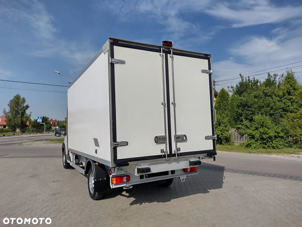 Peugeot Boxer Chlodnia Izoterma 8 Palet - 12