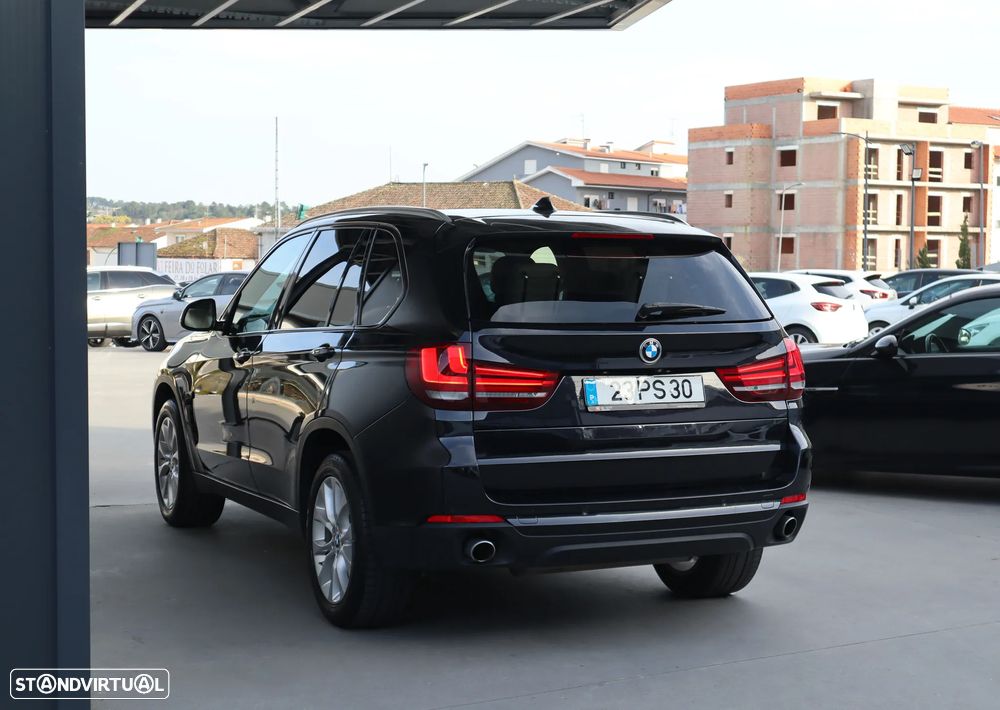BMW X5 25 d sDrive Comfort 7L - 4