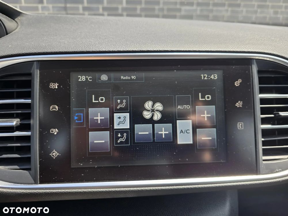 Peugeot 308 1.6 BlueHDi Business Line S&S - 32