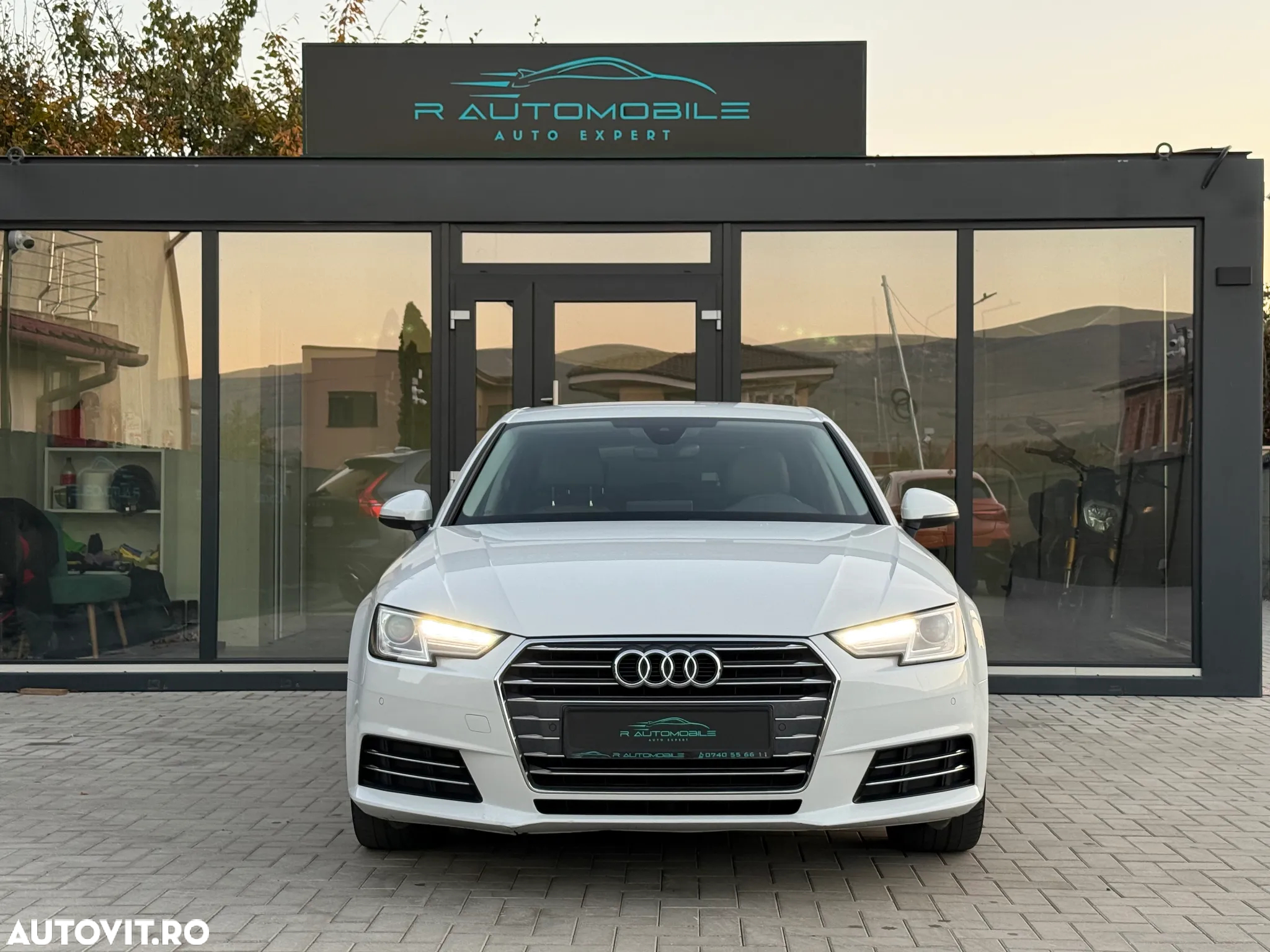 Audi A4 2.0 TDI ultra S tronic Sport - 7