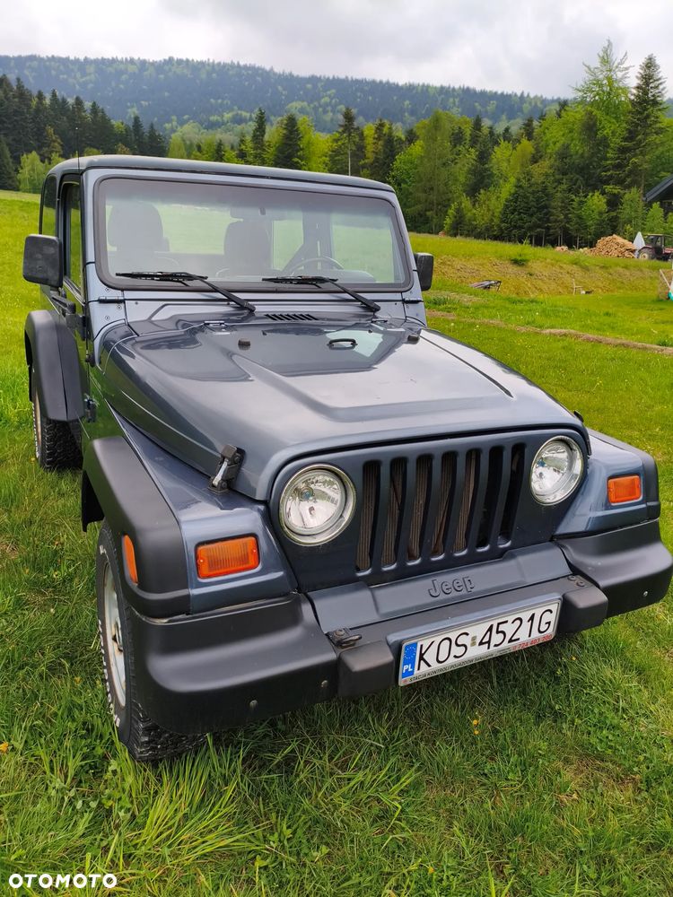 Jeep Wrangler - 3
