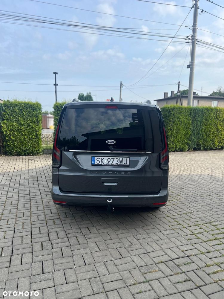 Ford Tourneo Connect - 12