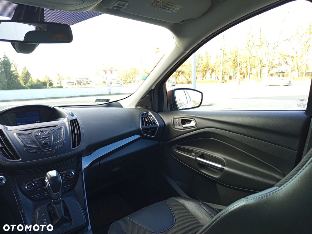 Ford Kuga 2.0 TDCi 4WD Titanium - 28