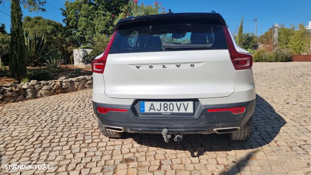 Volvo XC 40 1.5 T5 PHEV R-Design - 4