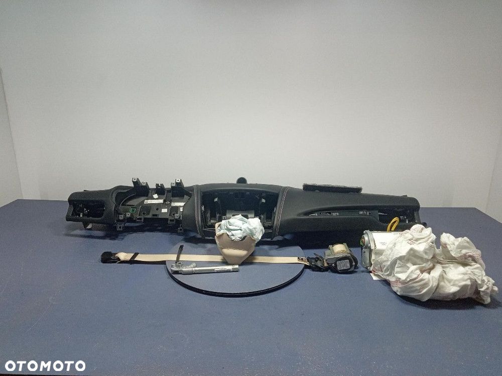 MASERATI LEVANTE DESKA ROZDZIELCZA EU PODUSZKI DO REGENERACJI 670043346 - 1