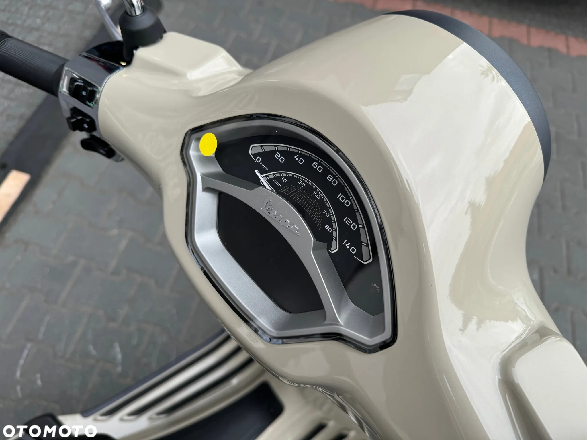 Vespa Primavera - 7