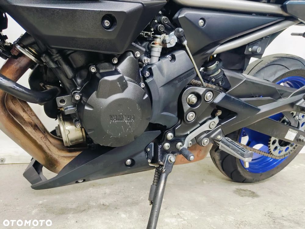 Yamaha XJ - 22