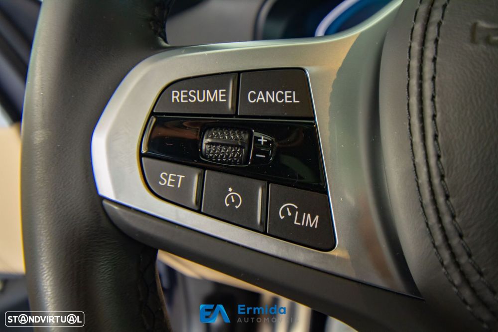 BMW 530 e Pack Desportivo M - 50