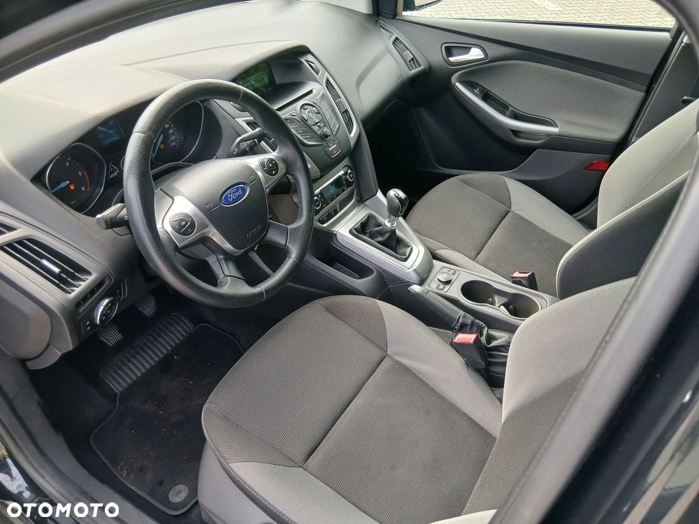 Ford Focus 1.6 TDCi Ambiente - 25