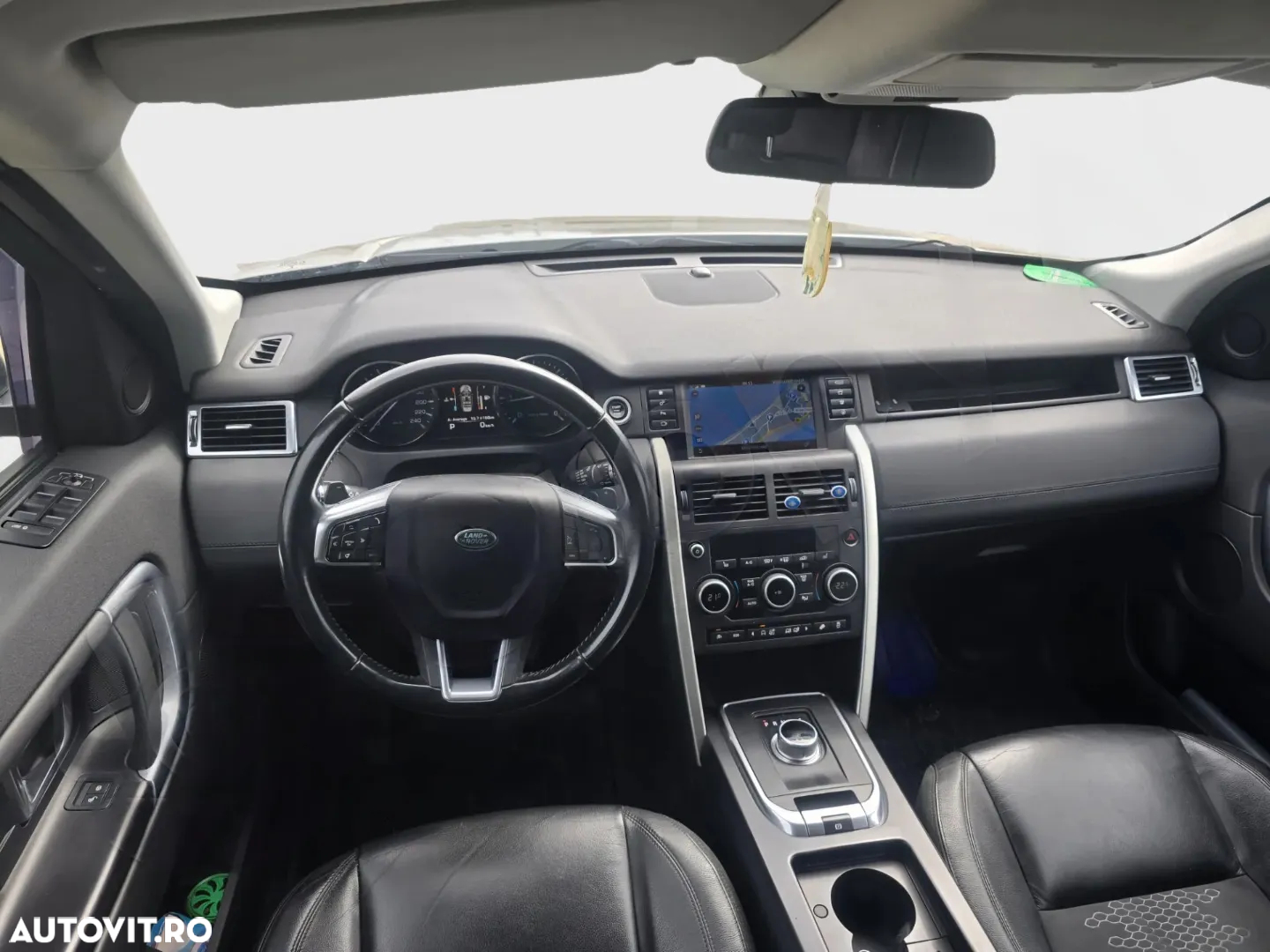 Land Rover Discovery Sport - 5