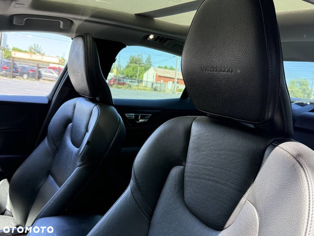 Volvo S60 T6 AWD Geartronic RDesign - 12