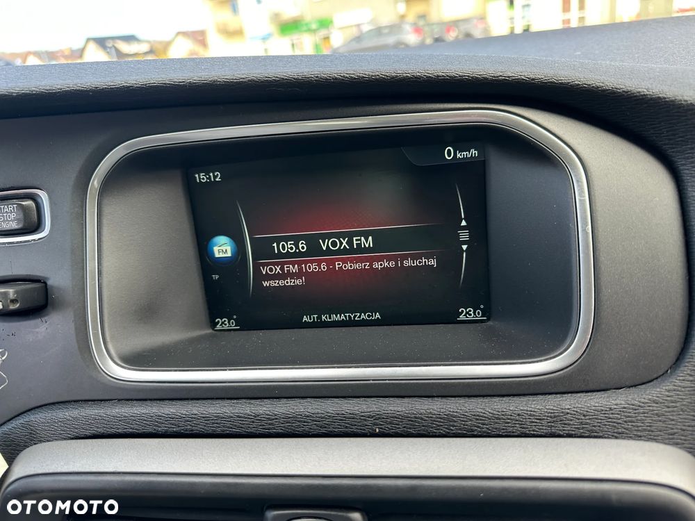 Volvo V40 D3 Momentum - 23