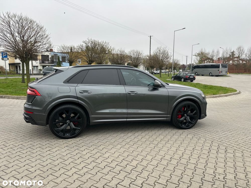 Audi RS Q8 - 7