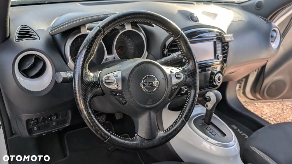 Nissan Juke 1.6 Acenta Xtronic - 14