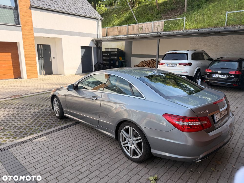 Mercedes-Benz Klasa E - 7