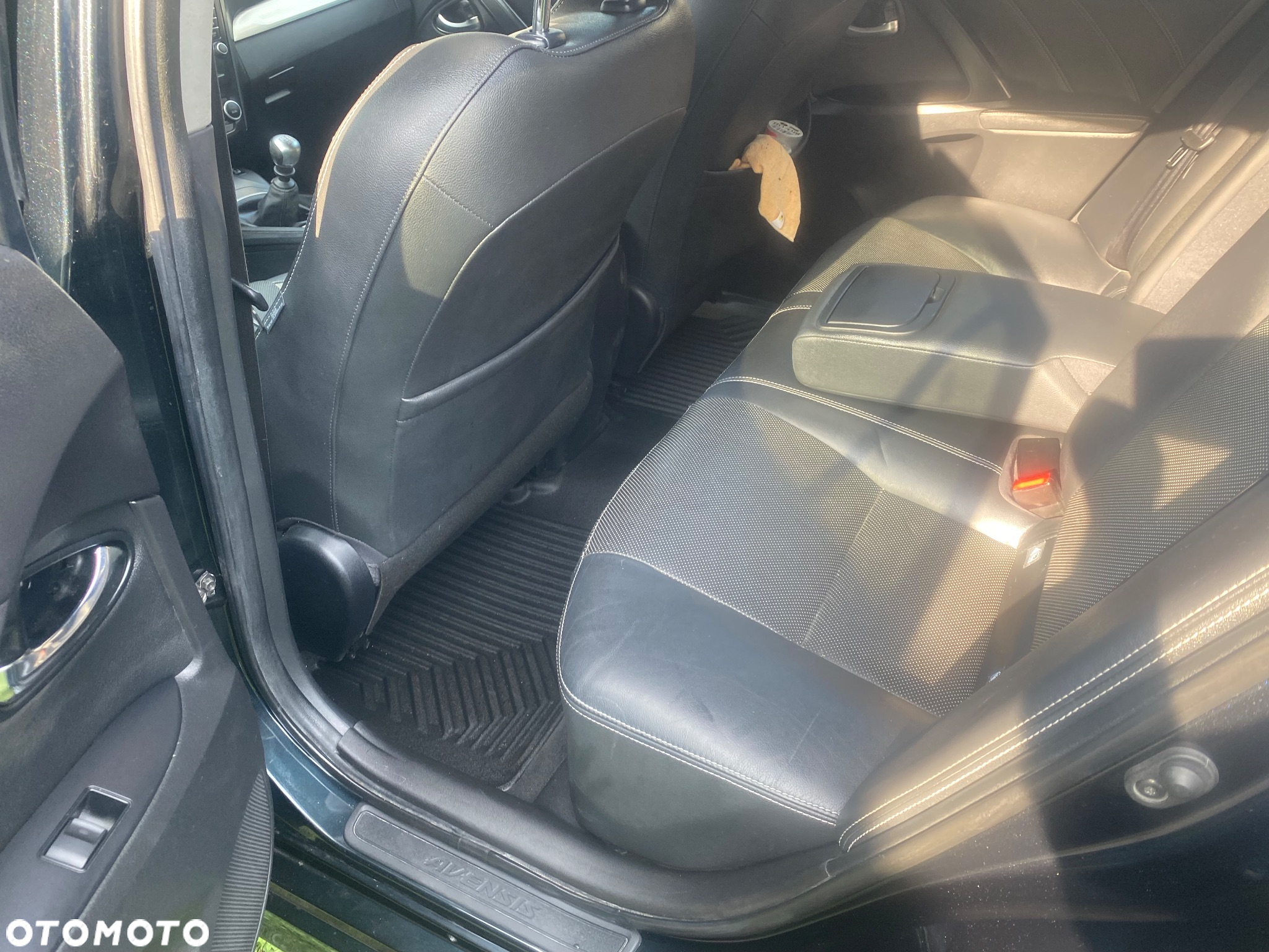 Toyota Avensis 2.0 D-4D Prestige - 9