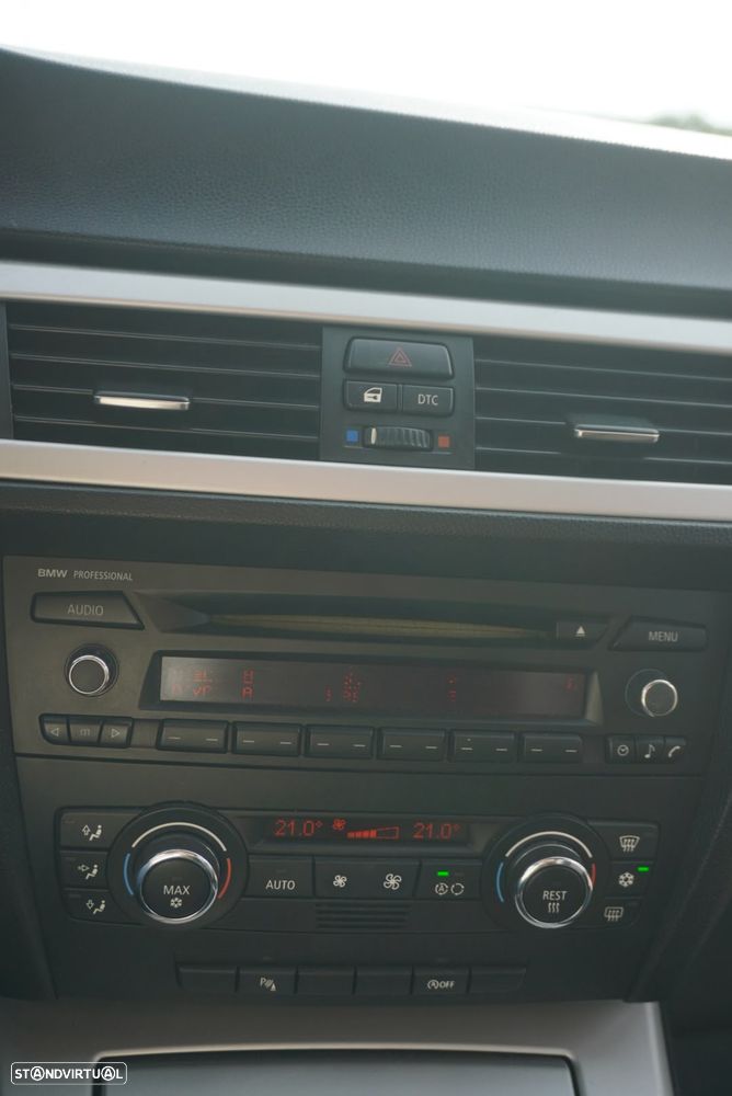 BMW 320 d Coupe - 18