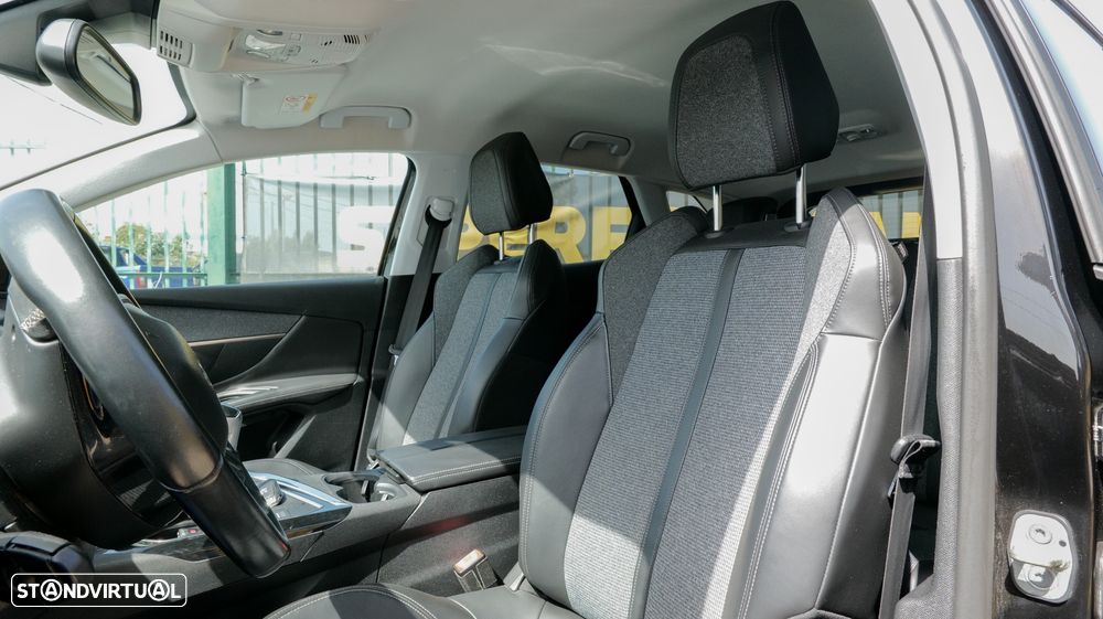 Peugeot 3008 1.5 BlueHDi Allure - 11